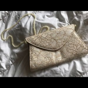 •NWOT• lace floral handbag